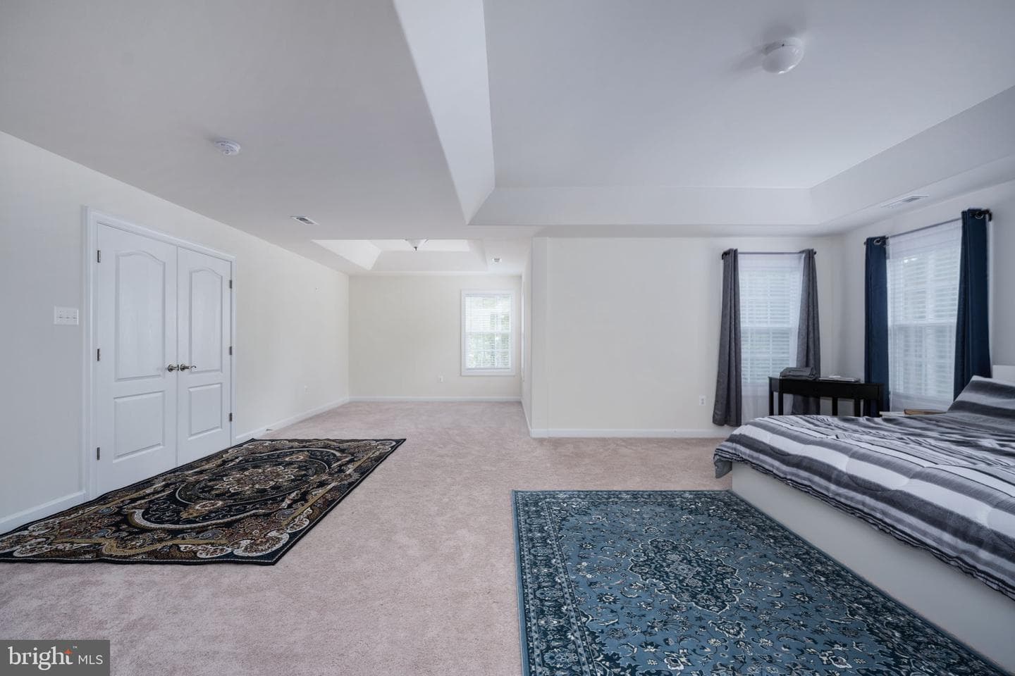 332 Ireland Drive photo 58