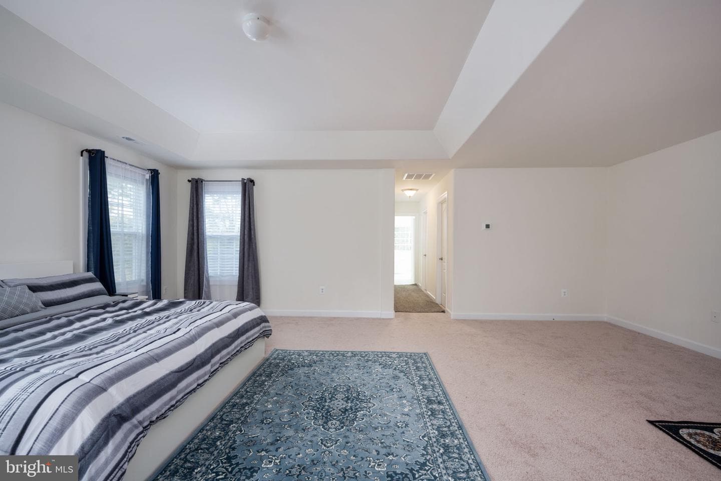 332 Ireland Drive photo 60