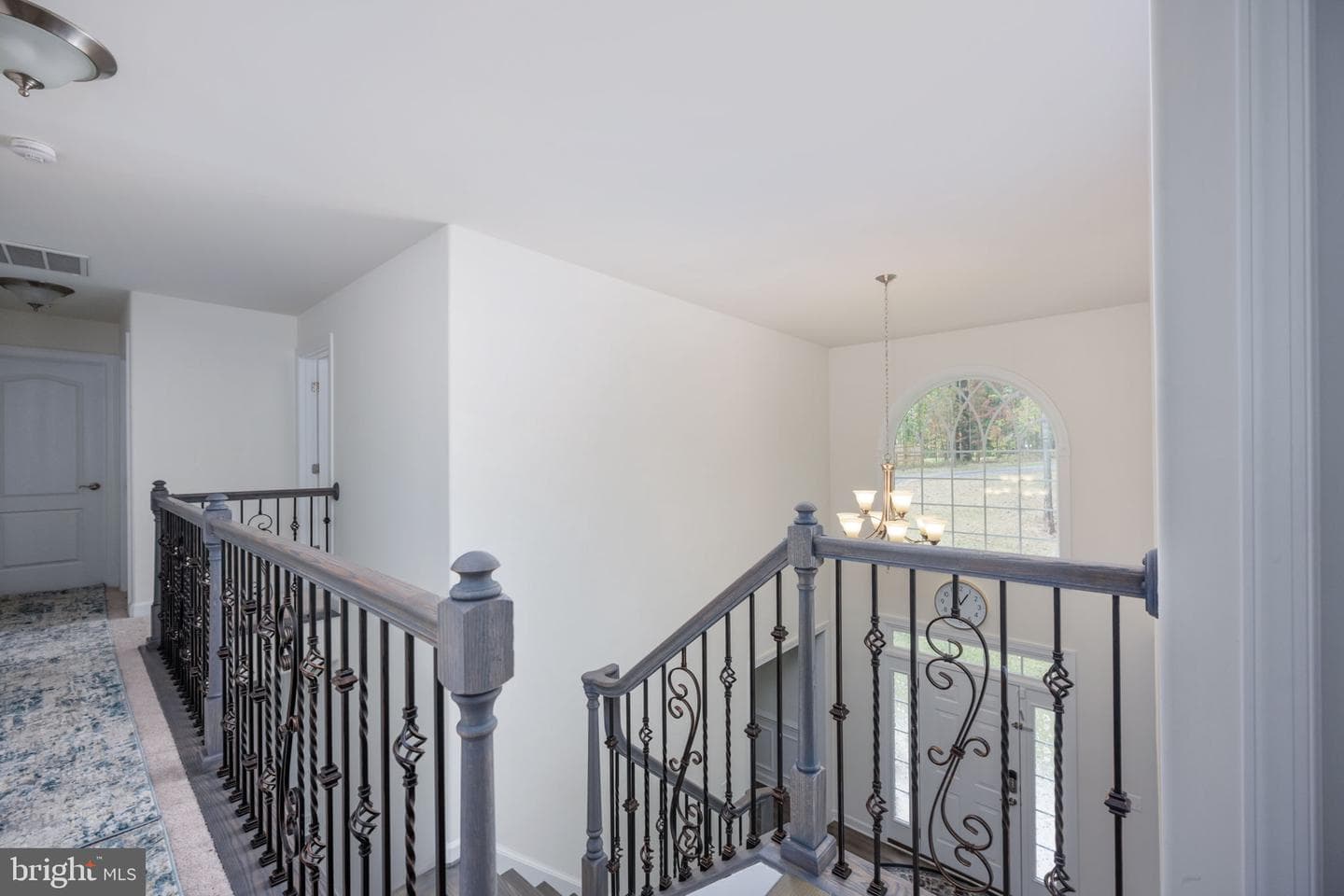 332 Ireland Drive photo 63