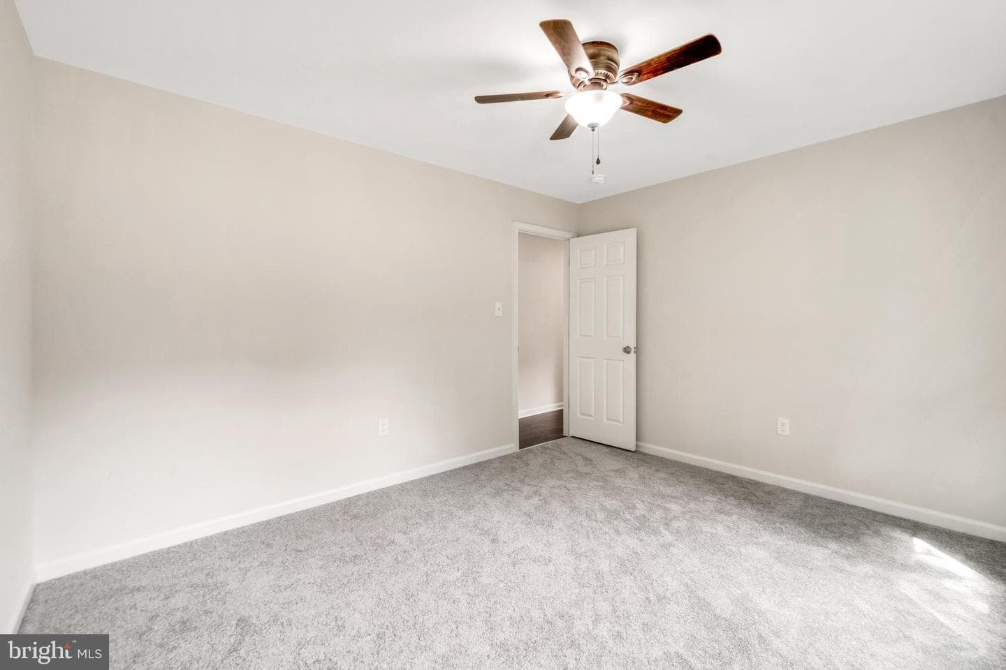 302 Austin Drive photo 17