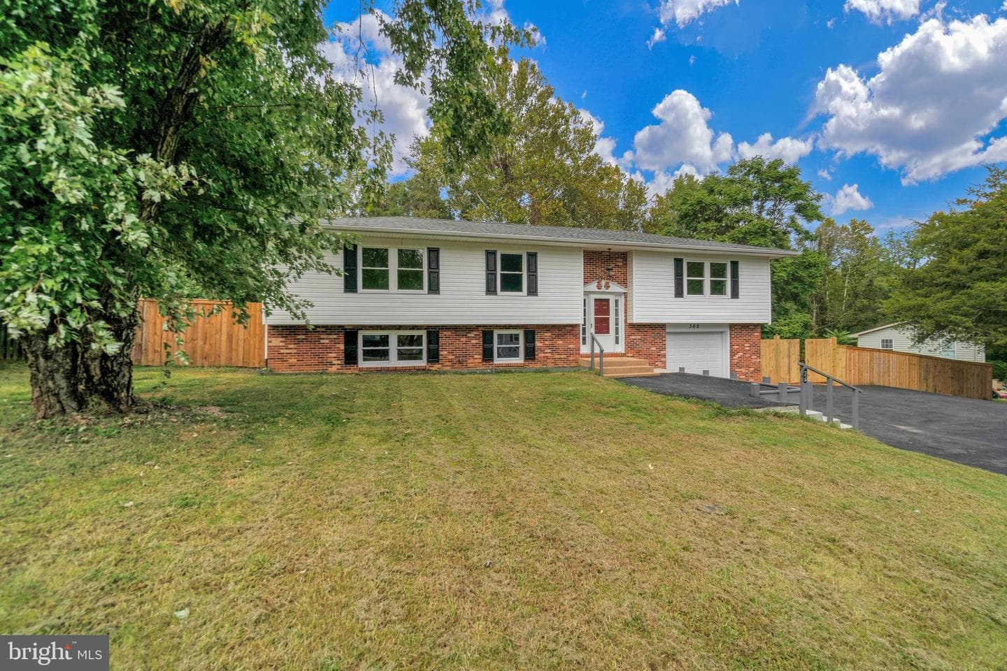 302 Austin Drive photo 4