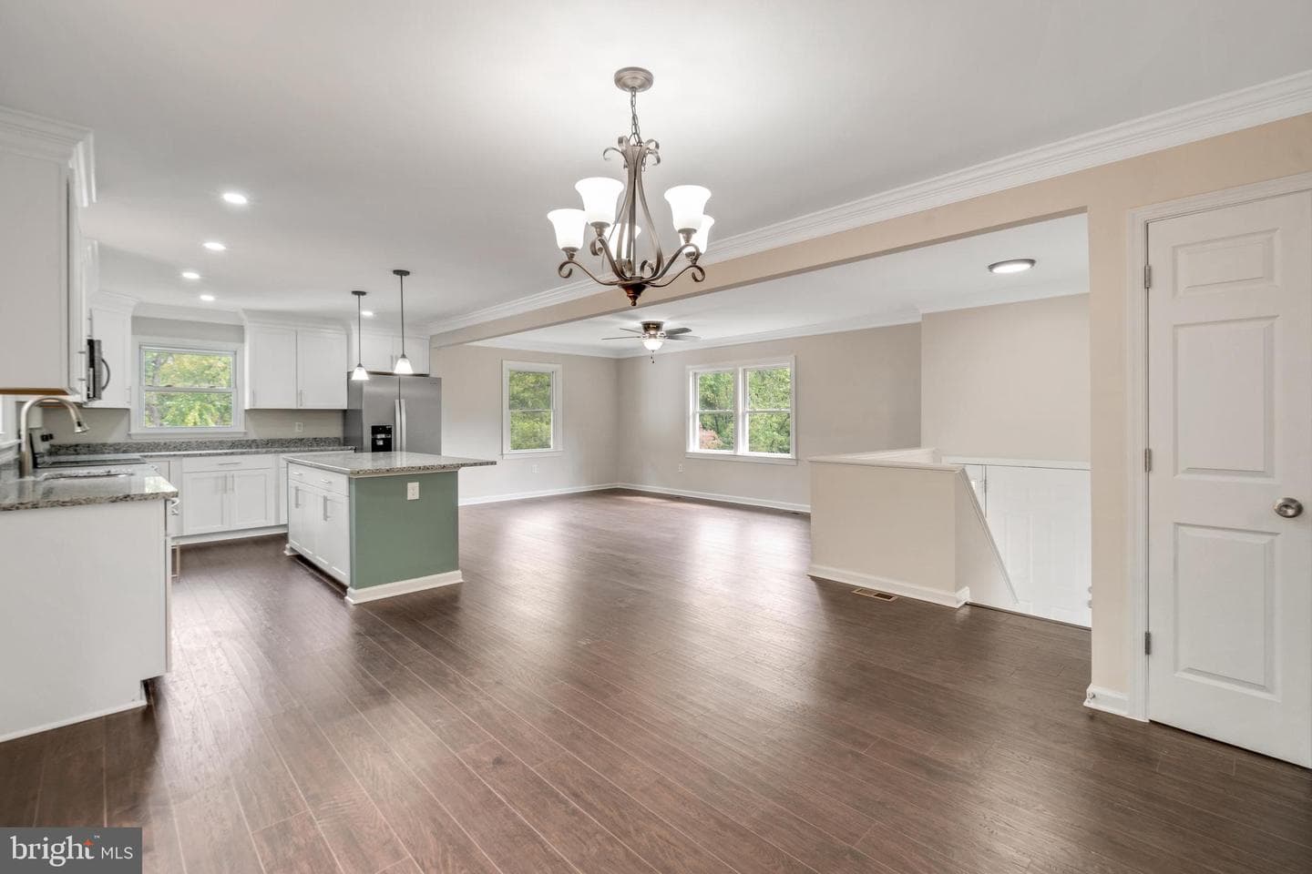 302 Austin Drive photo 6