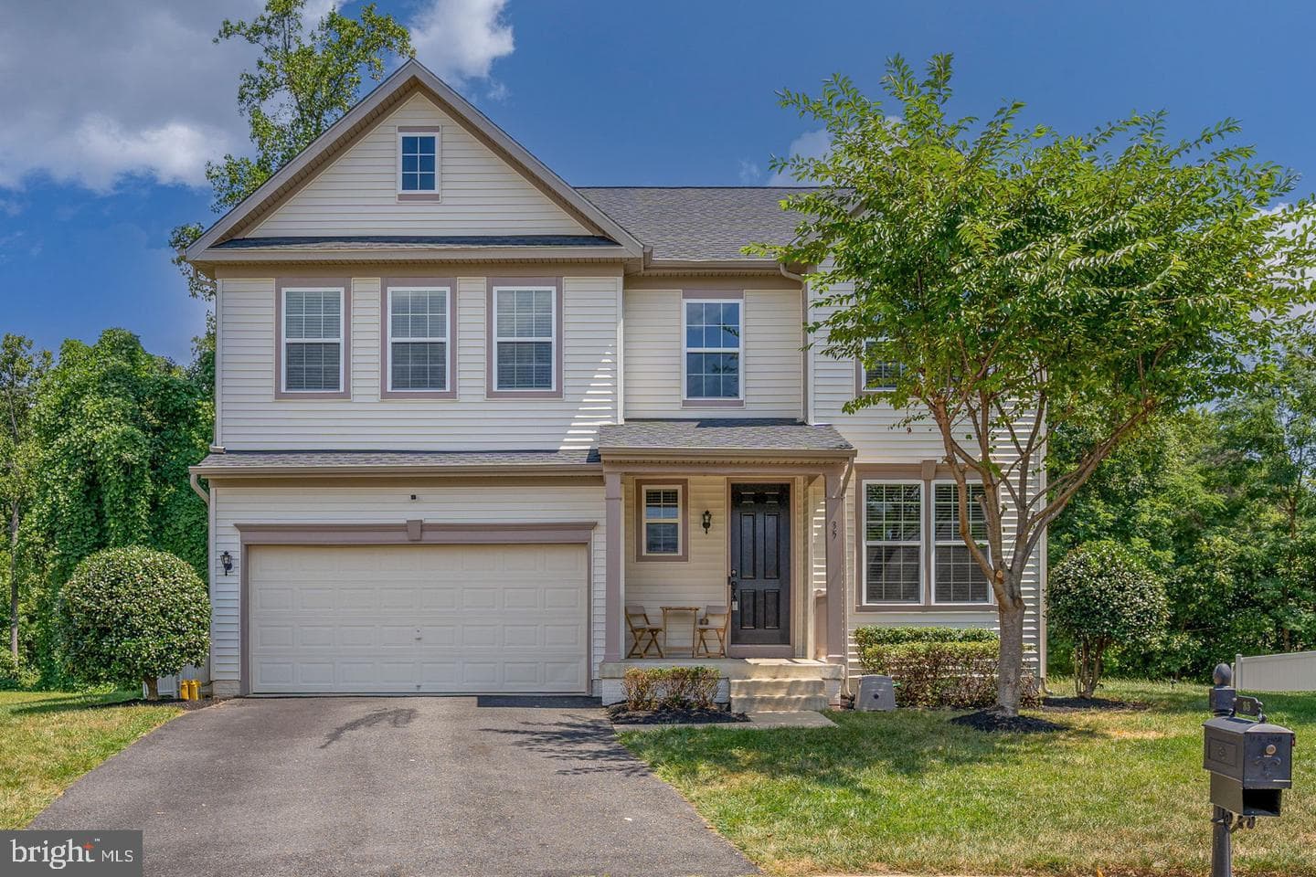 35 Iris Lane photo 1