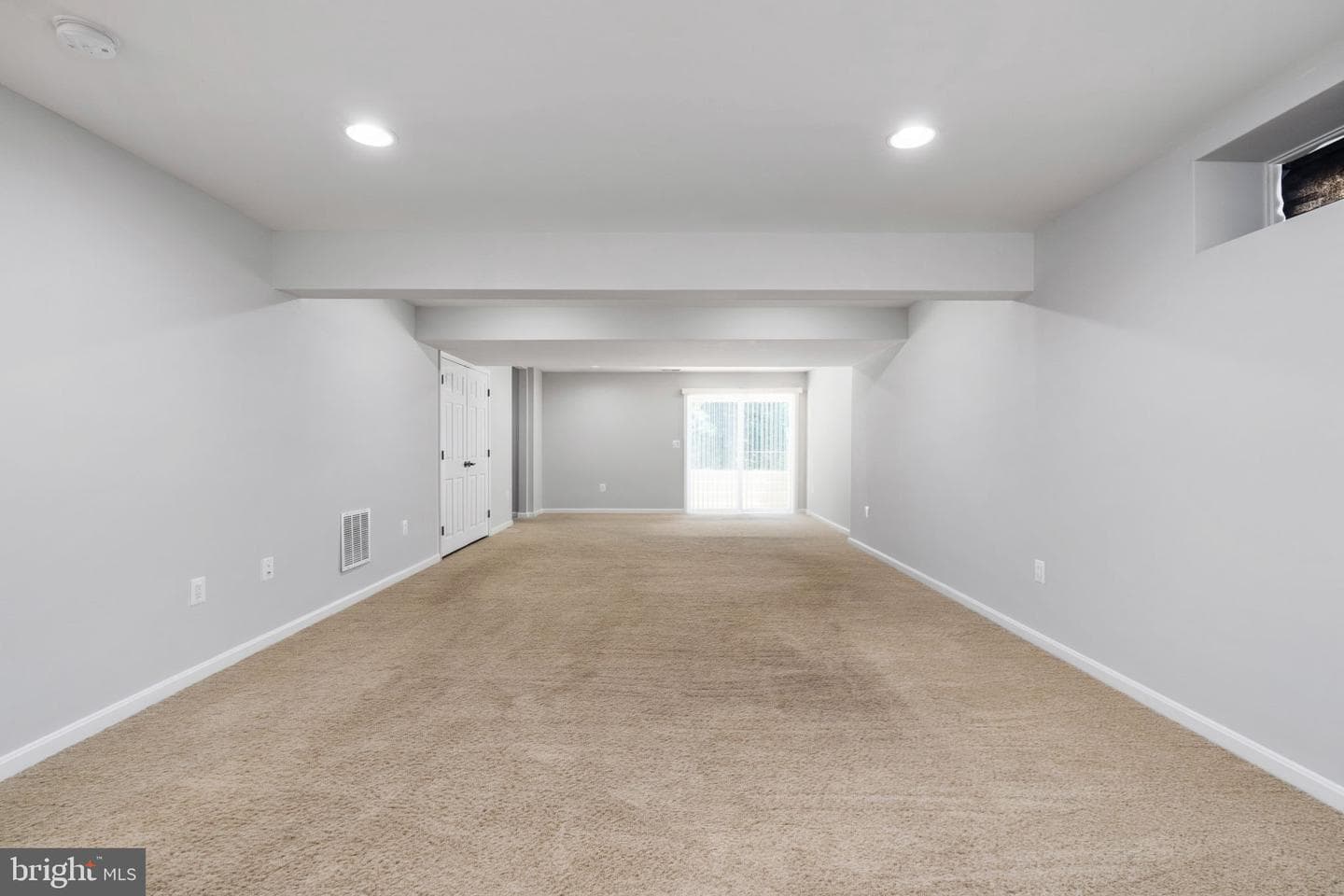 35 Iris Lane photo 18