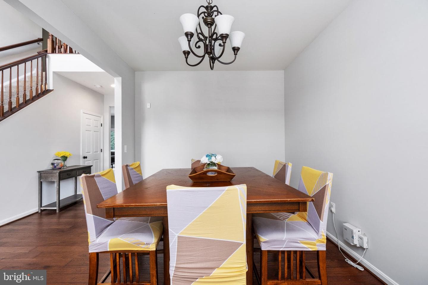 35 Iris Lane photo 4