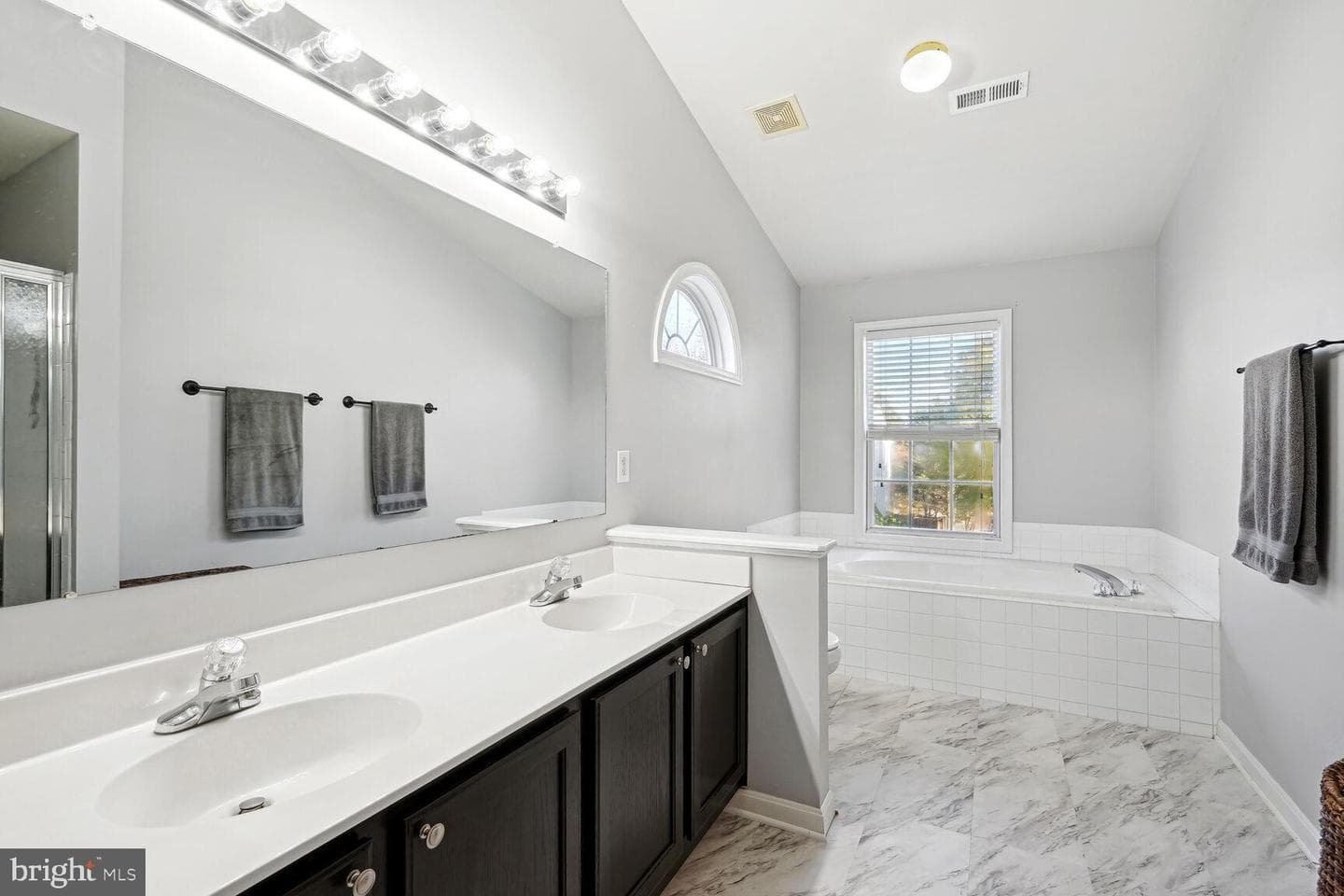 3 Fulton Drive photo 38