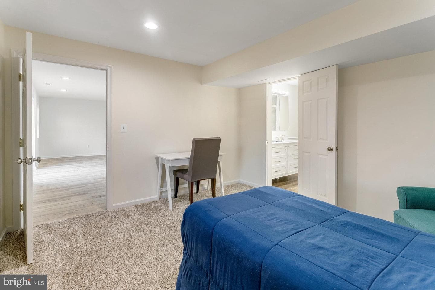 53 Acadia Street photo 44