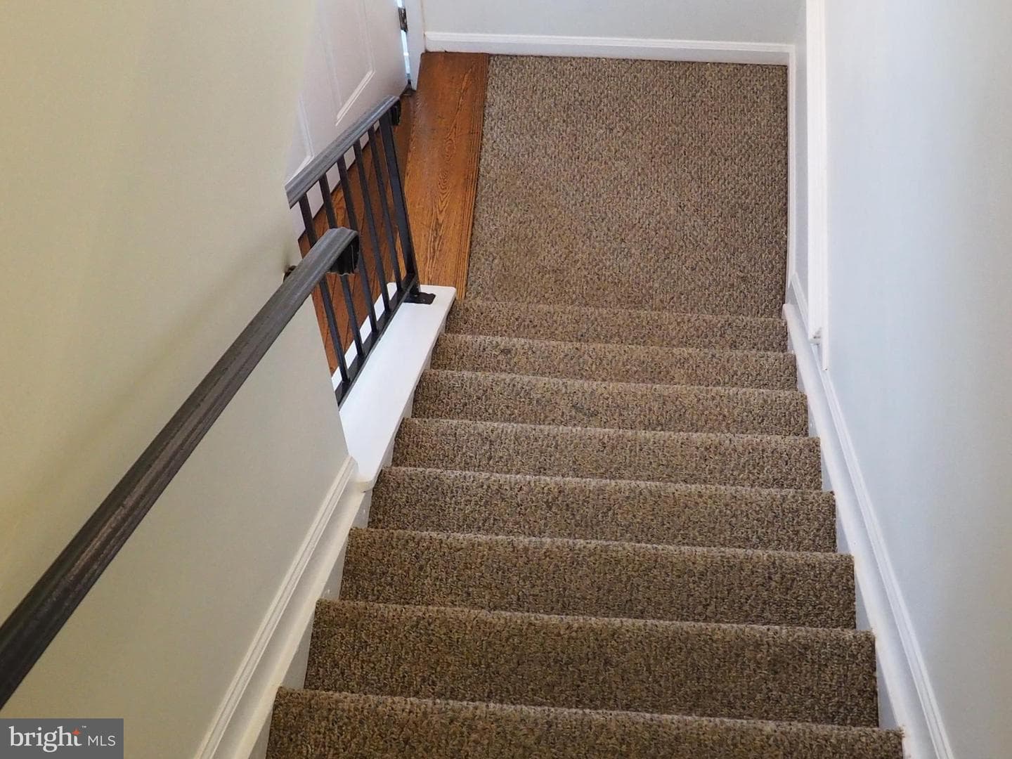 401 Madison Court photo 29