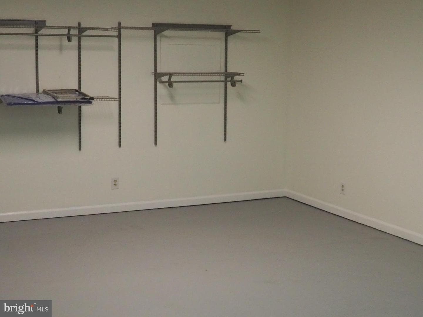 401 Madison Court photo 31