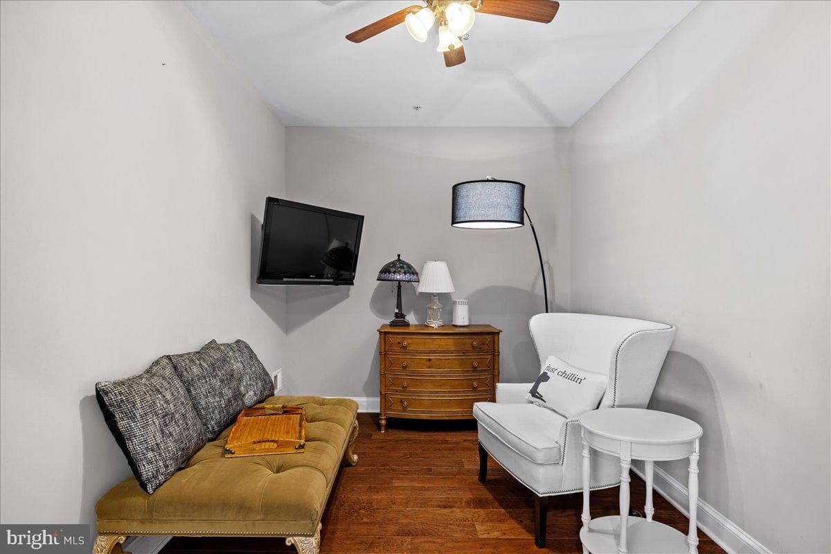 163 Hyannis Place photo 15