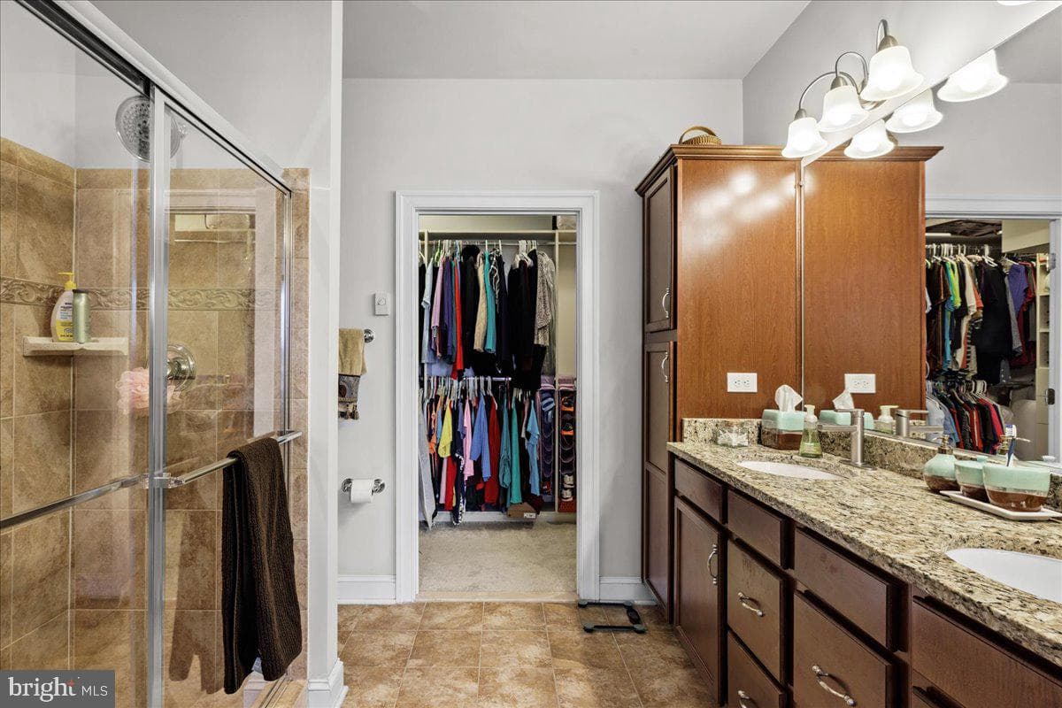 163 Hyannis Place photo 16