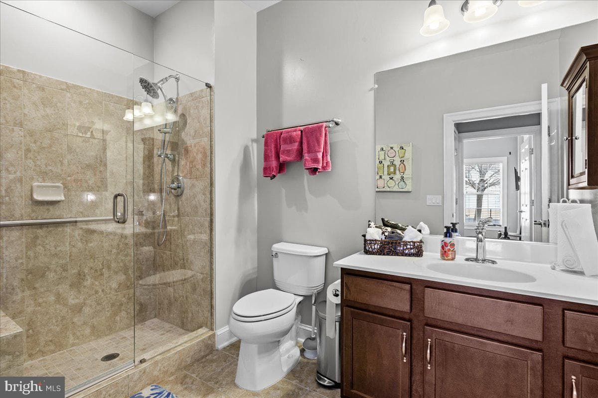 163 Hyannis Place photo 19