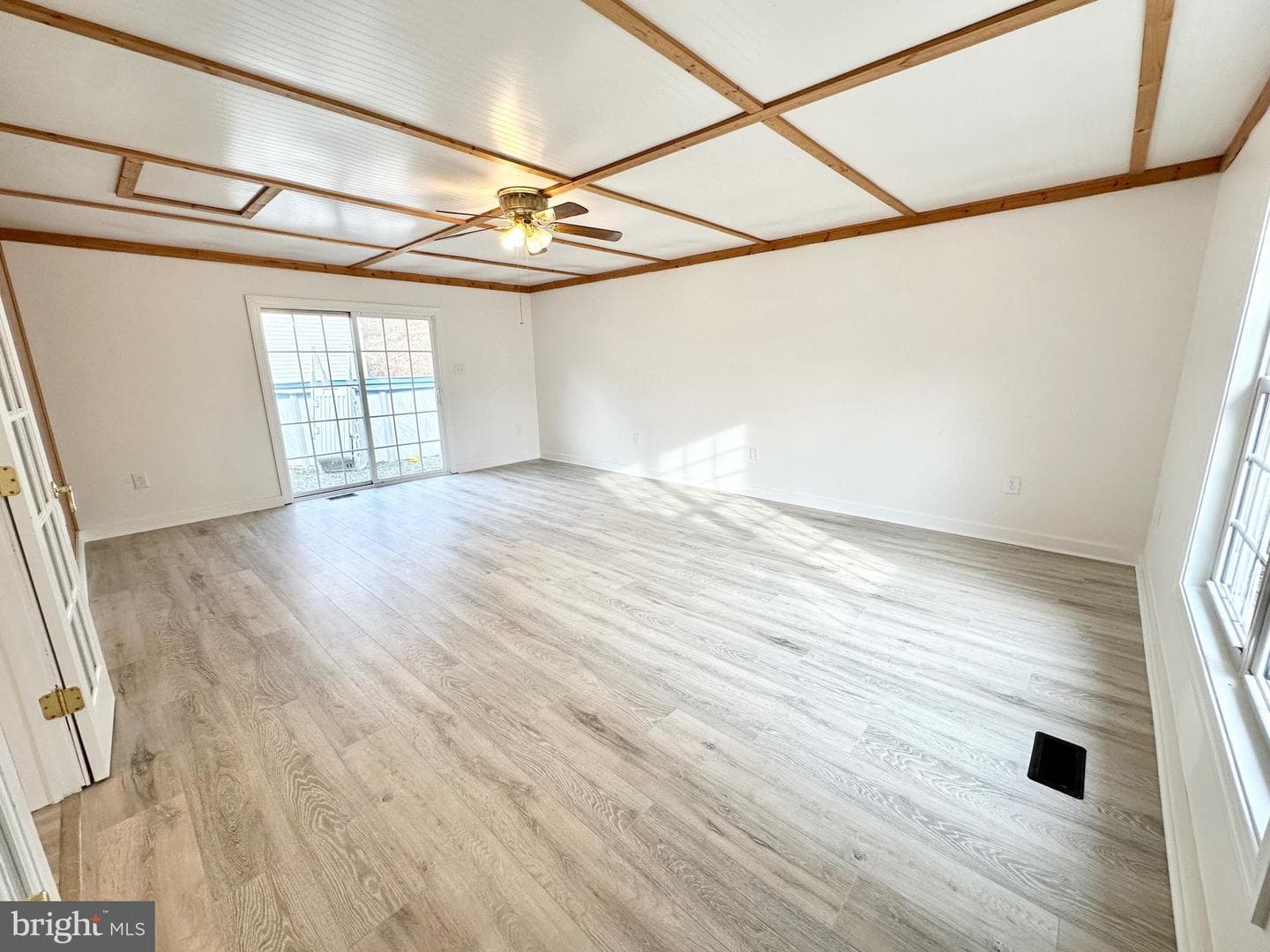 8 Natalie Way photo 10