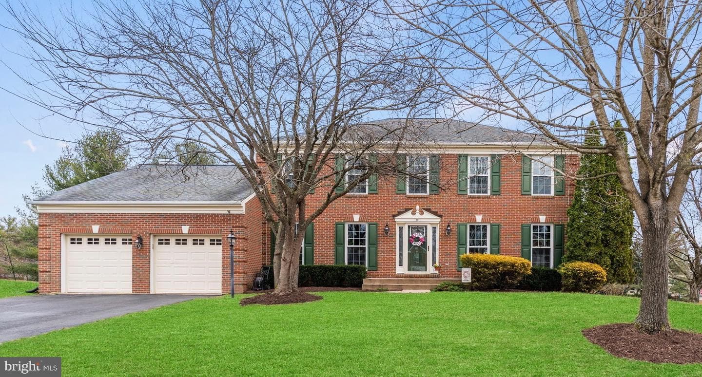 10 Exeter Lane