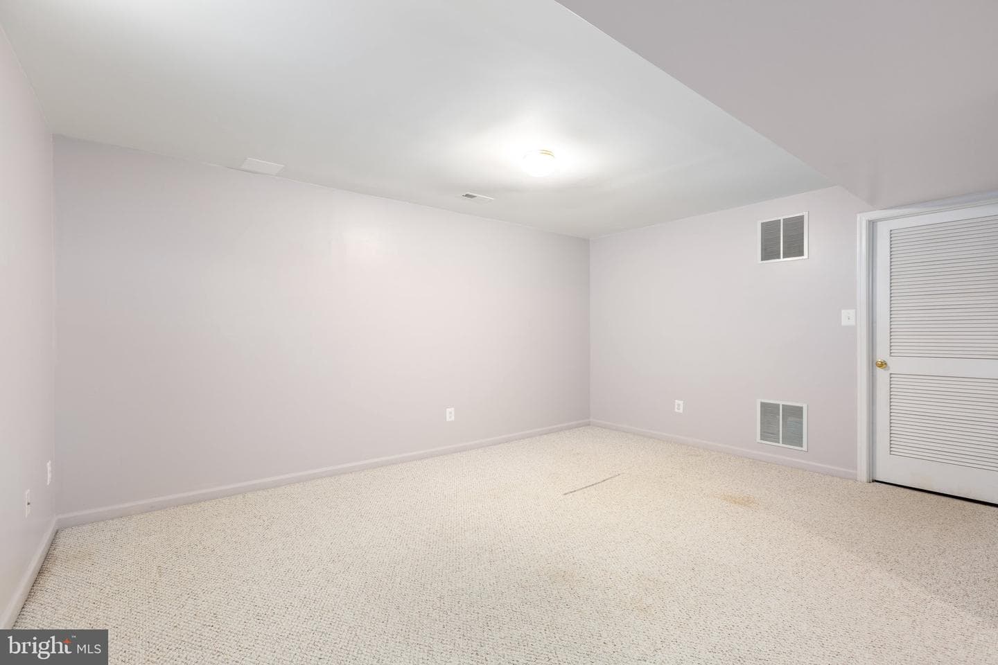 11 Emerald Drive photo 43
