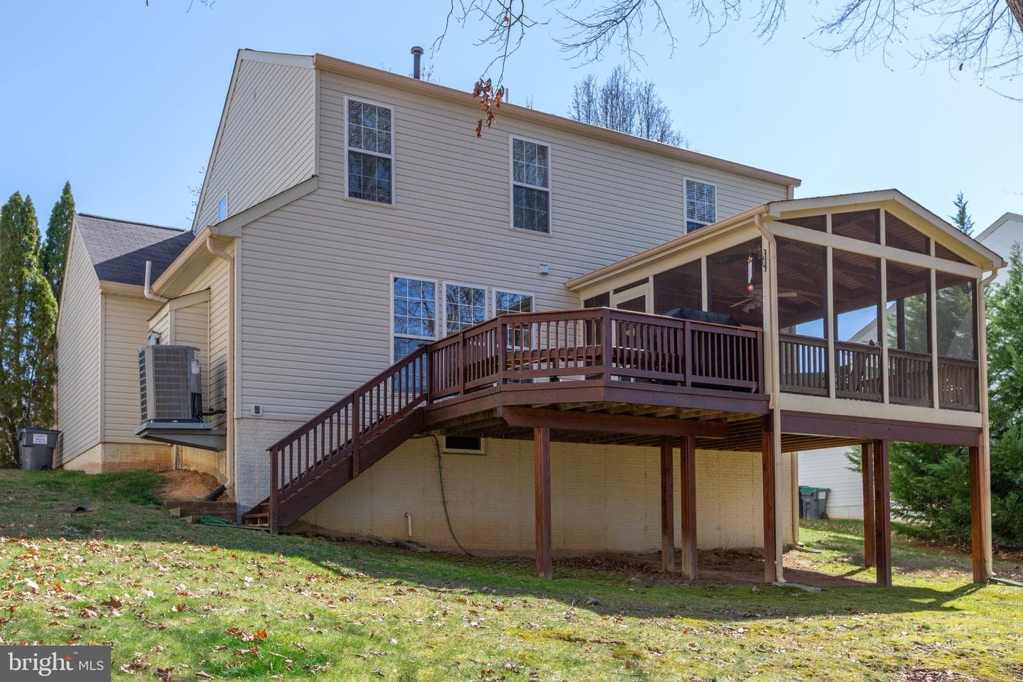 11 Emerald Drive photo 48