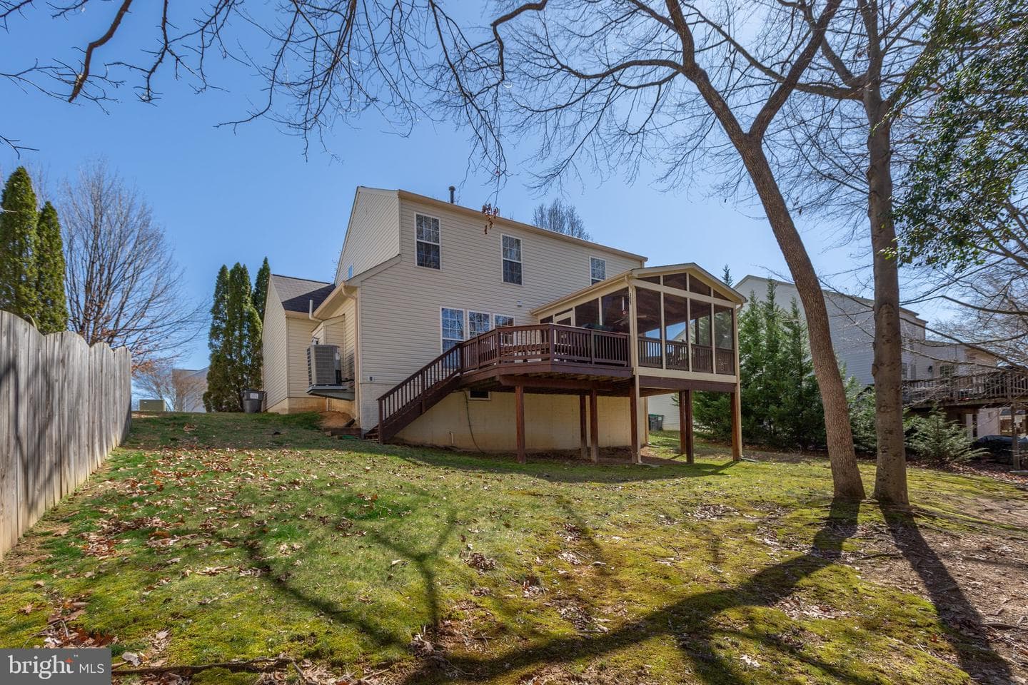 11 Emerald Drive photo 49