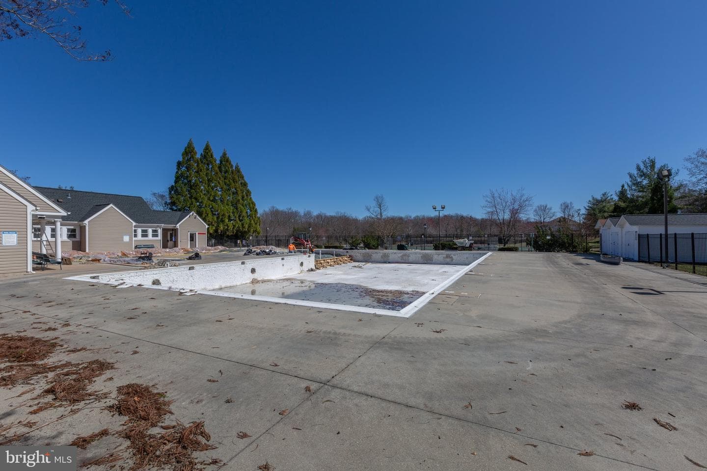 11 Emerald Drive photo 55