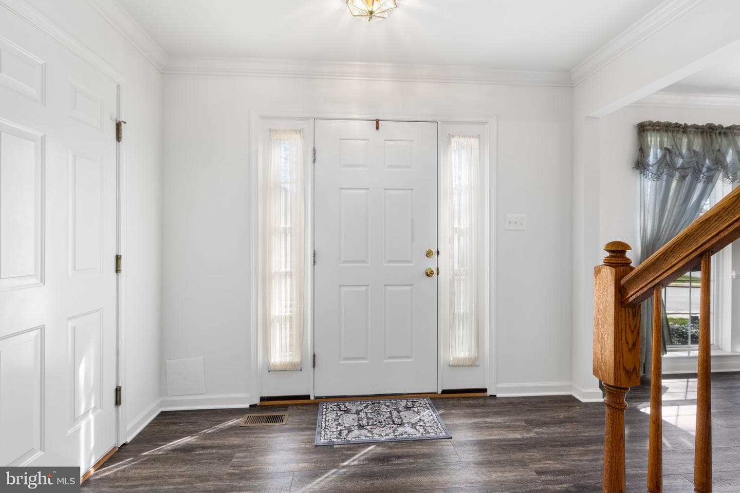 11 Emerald Drive photo 6