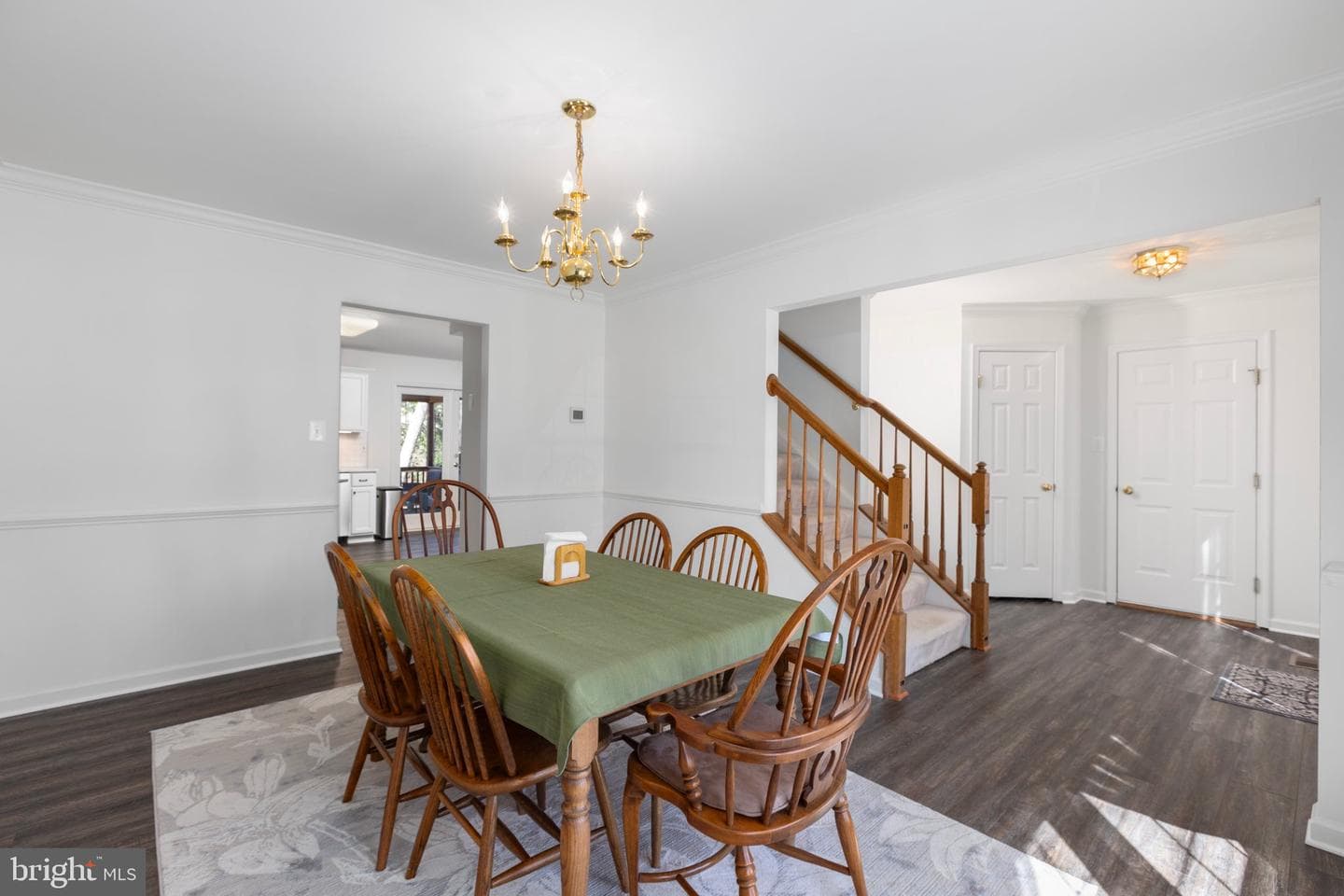 11 Emerald Drive photo 9