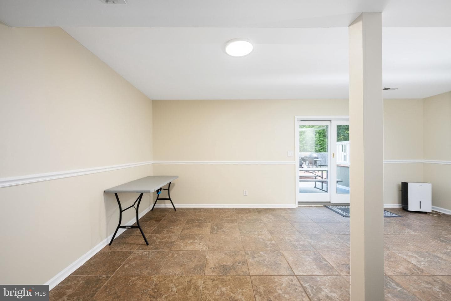 468 Ferry Road photo 23