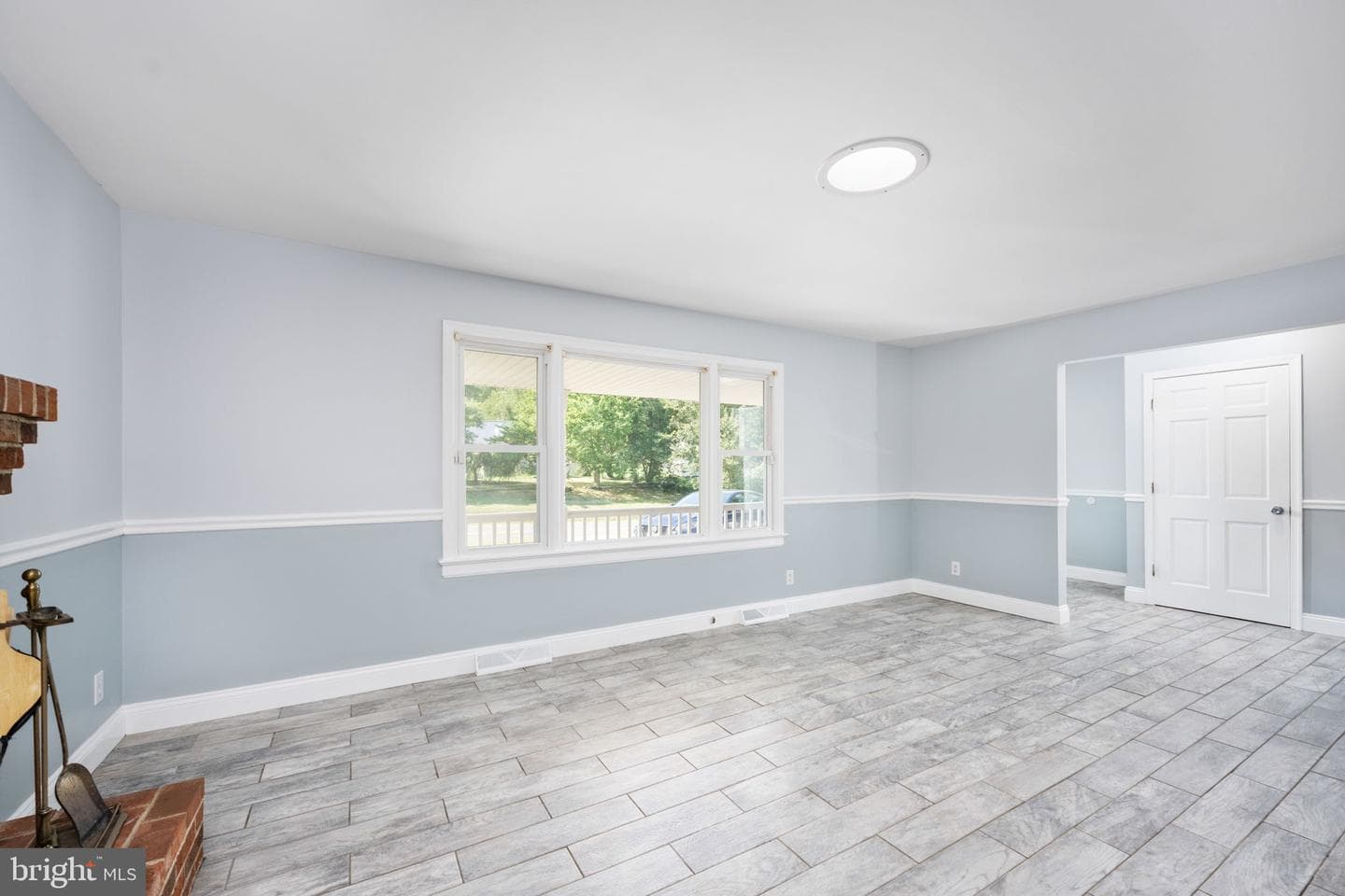 468 Ferry Road photo 8