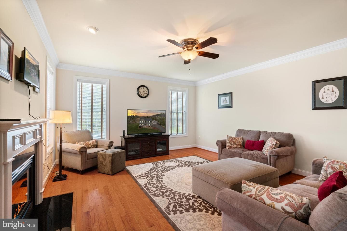 37 Chriswood Lane photo 16