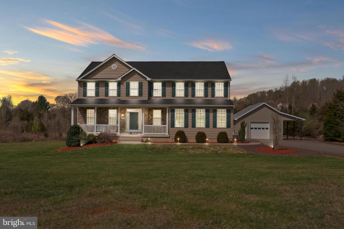37 Chriswood Lane photo 2
