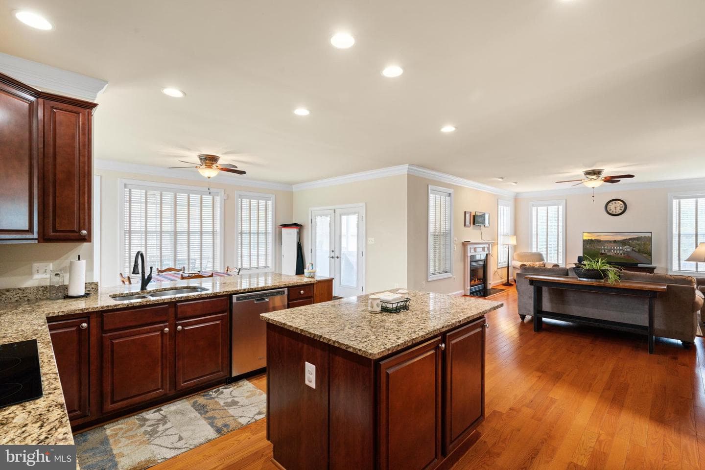 37 Chriswood Lane photo 24