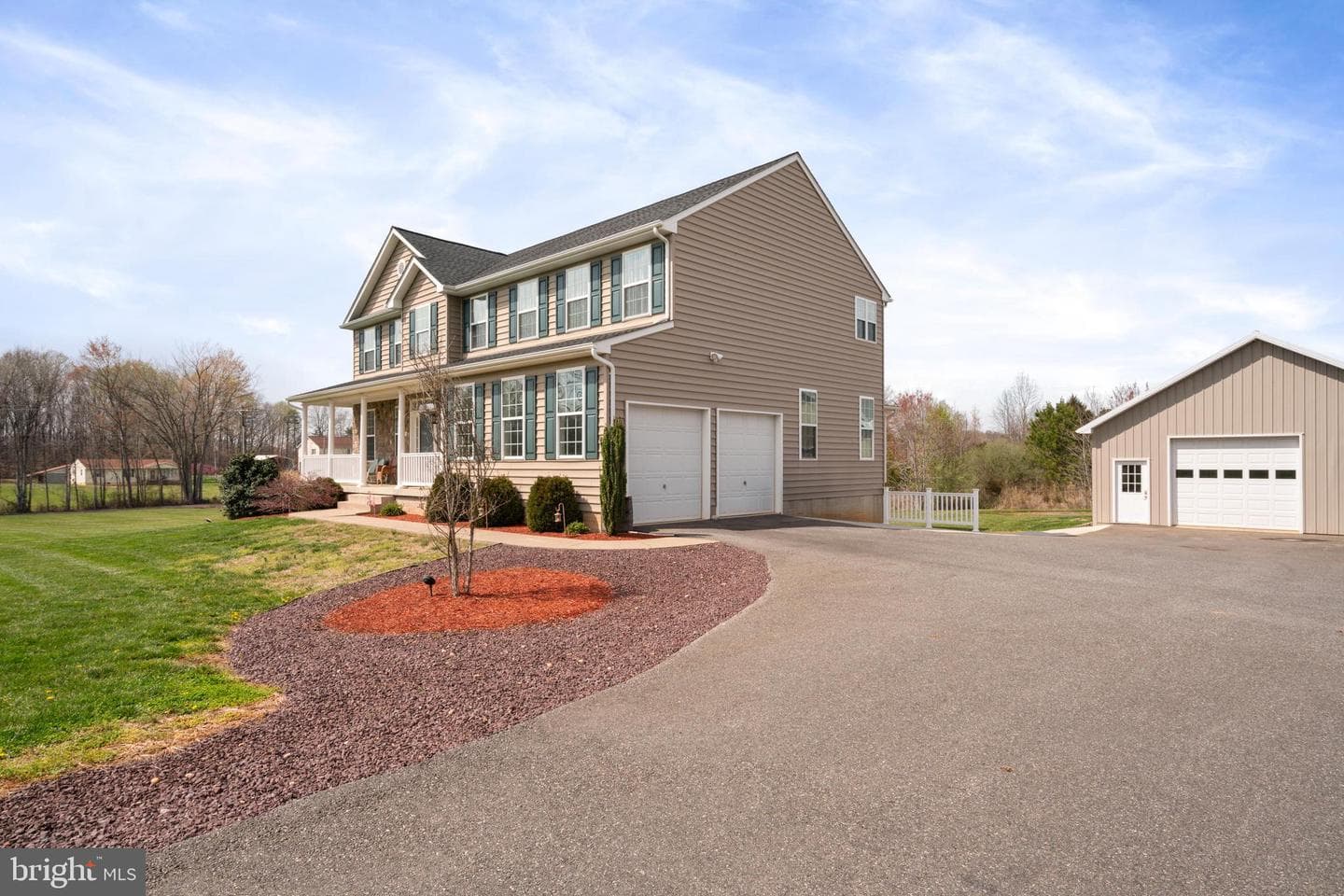 37 Chriswood Lane photo 3