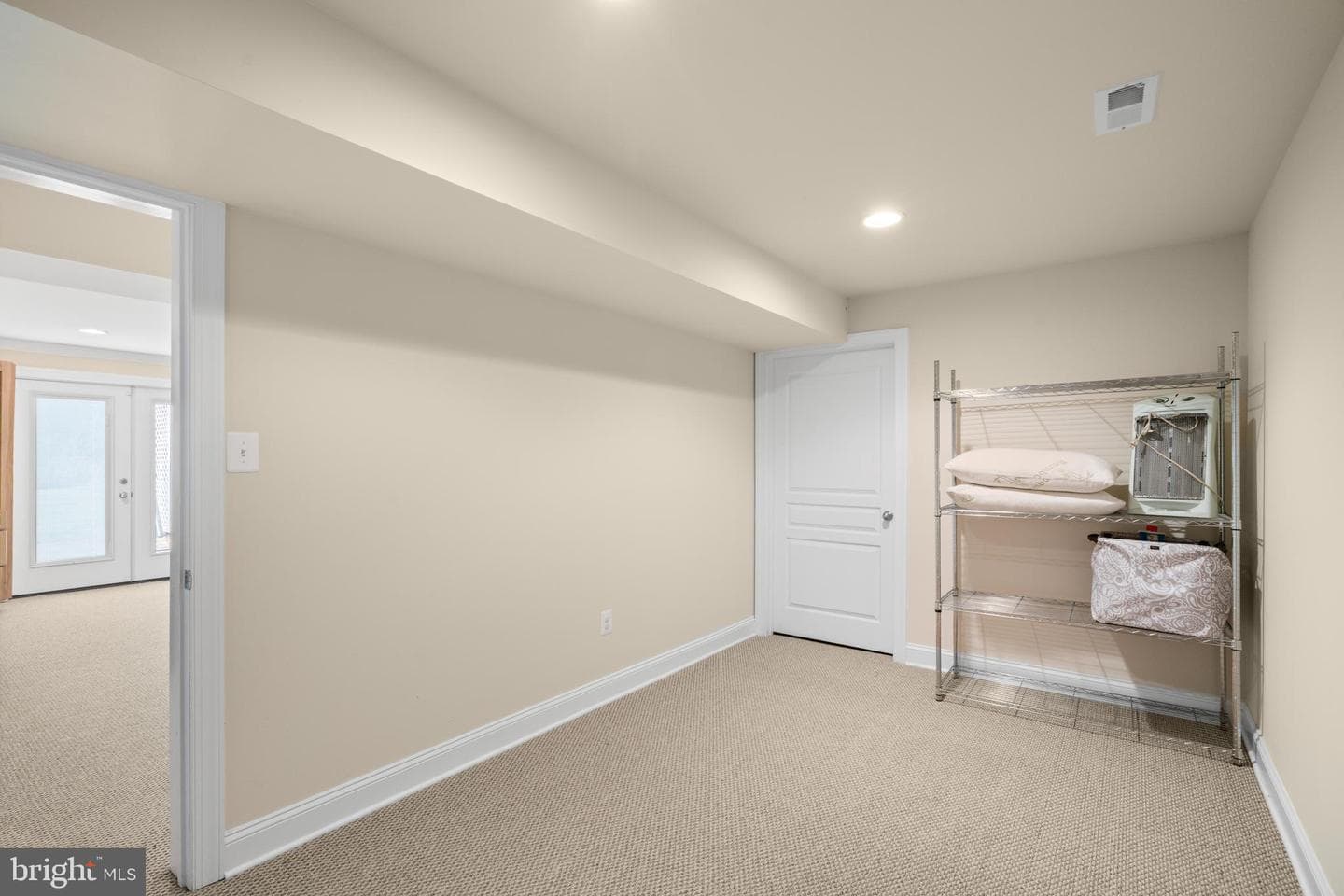 37 Chriswood Lane photo 48
