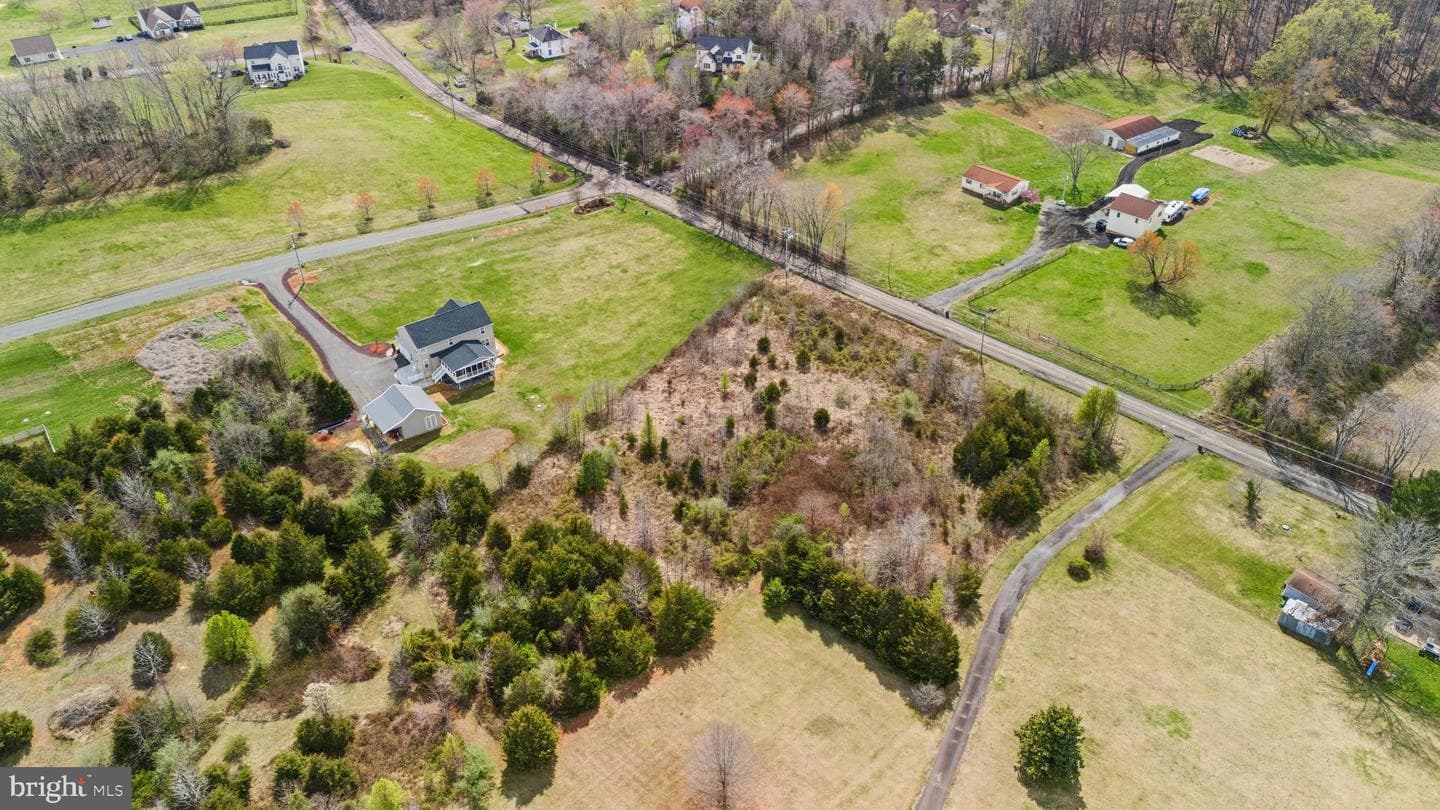 37 Chriswood Lane photo 62