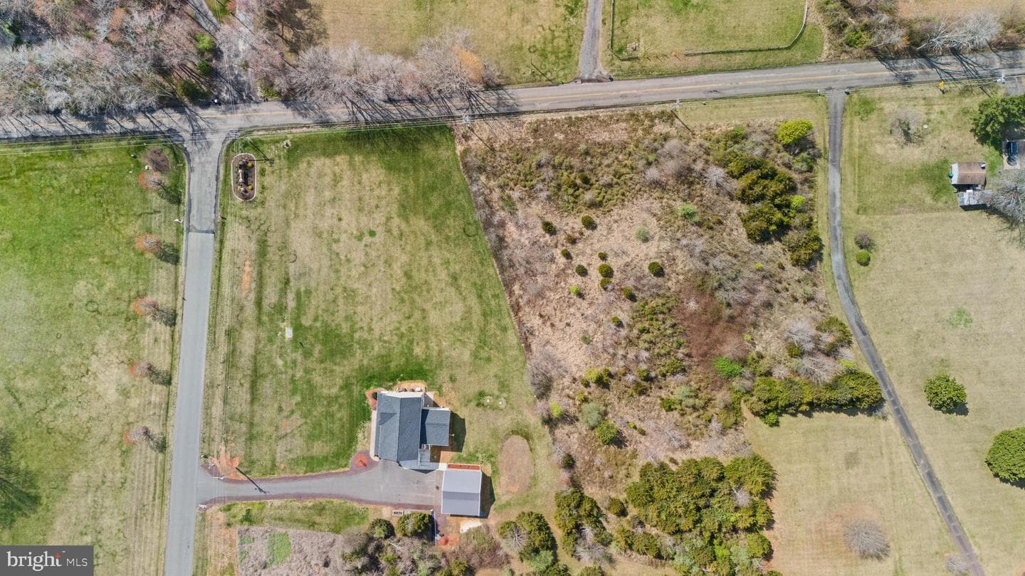 37 Chriswood Lane photo 63