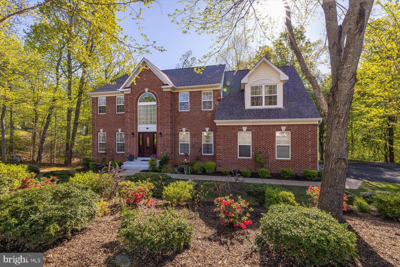50 Crestwood photo 1