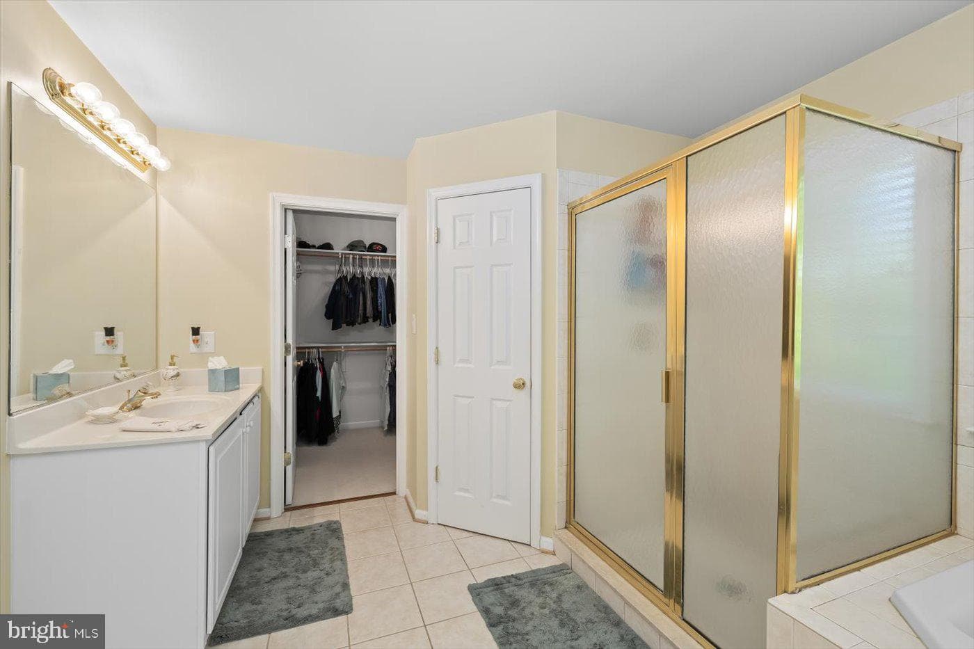 50 Crestwood photo 29