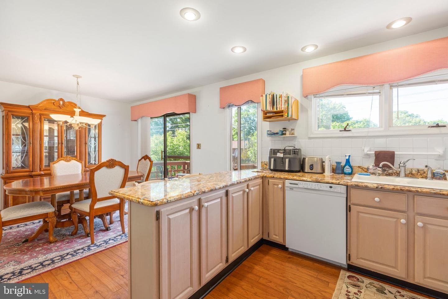 602 Galveston Road photo 15