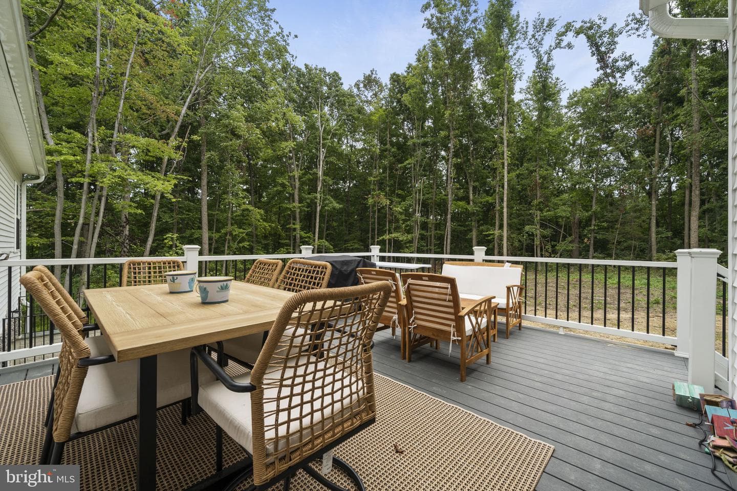 64 Estates Drive photo 38