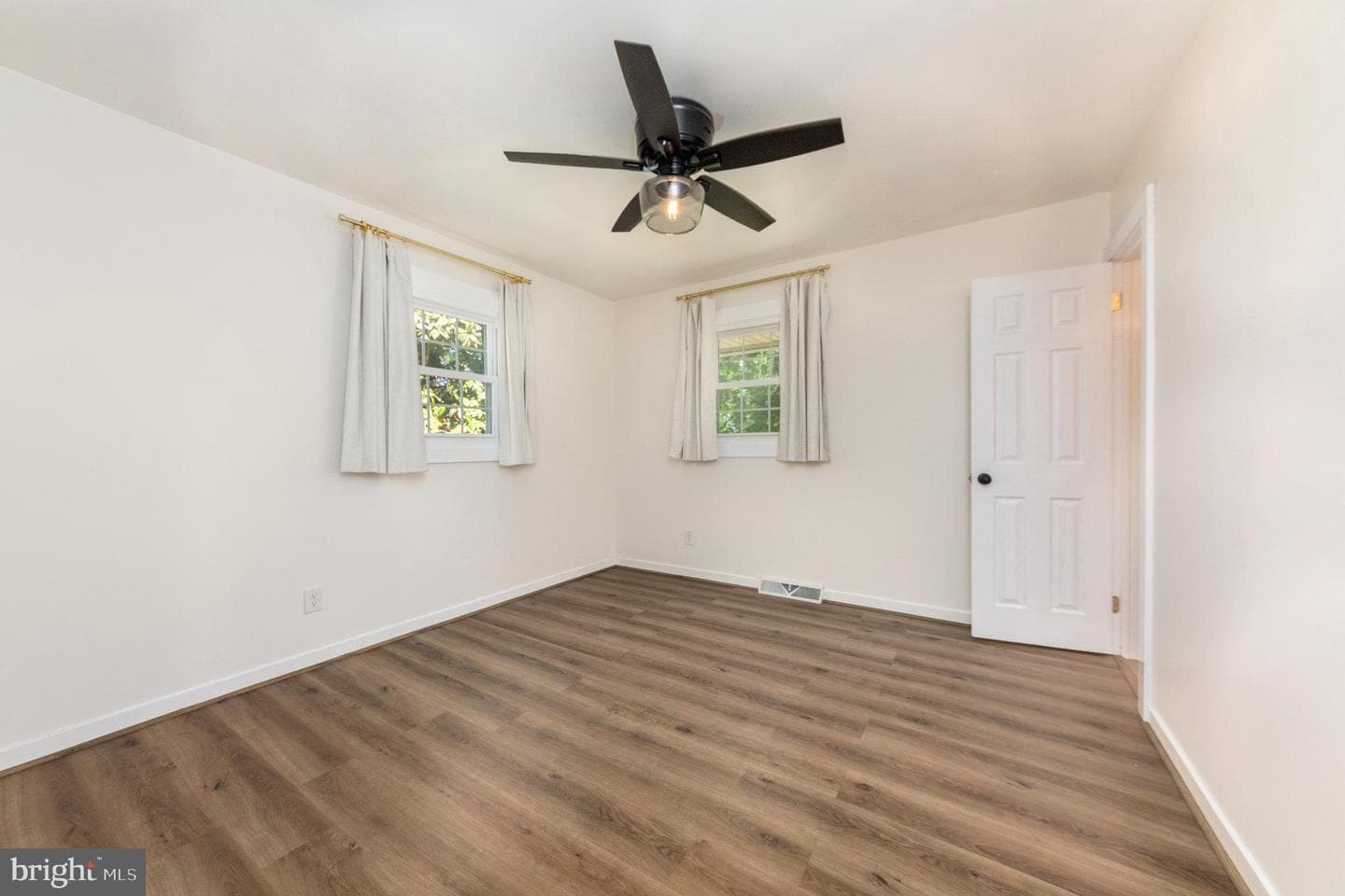 302 Walnut Drive photo 15