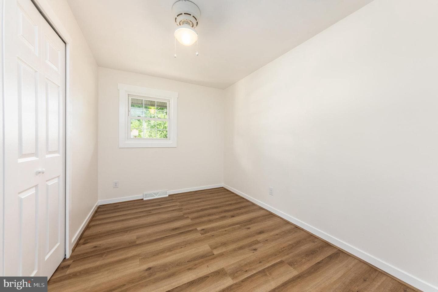 302 Walnut Drive photo 17