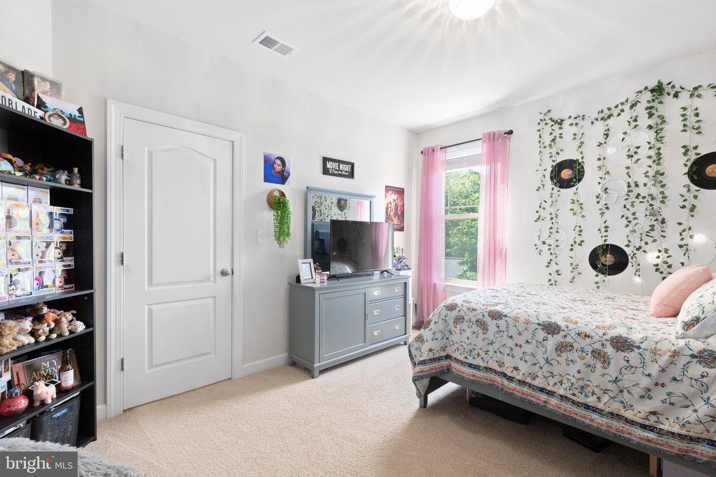 208 Liberty Hall Drive photo 24