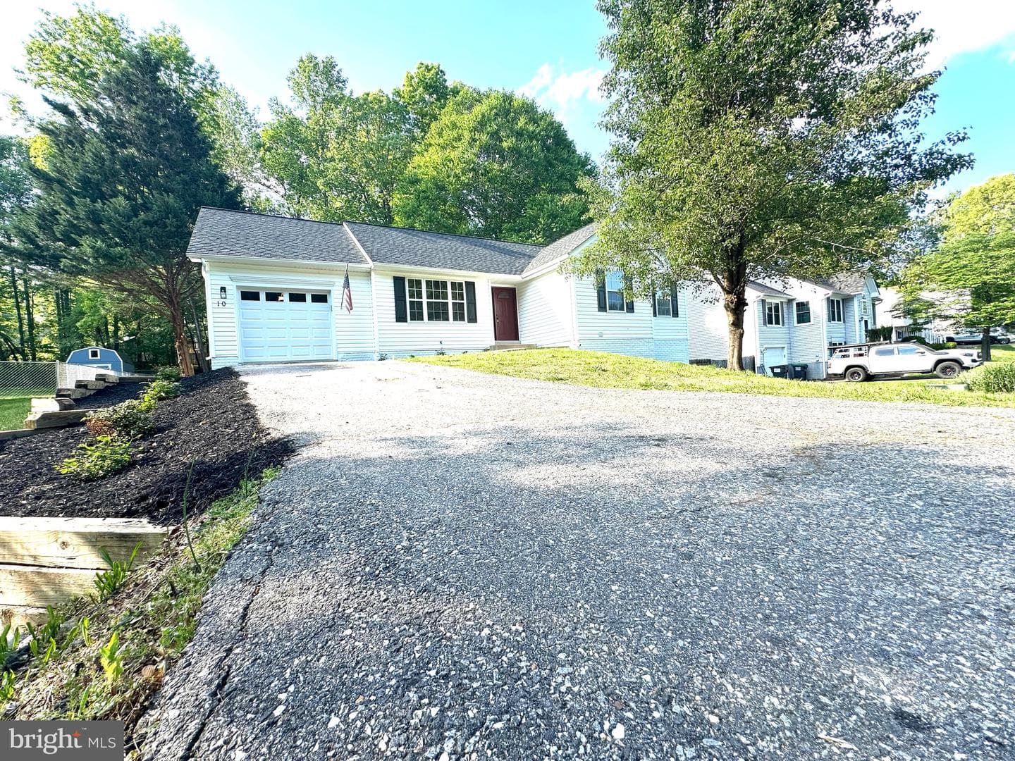 10 Myrtle Road photo 1
