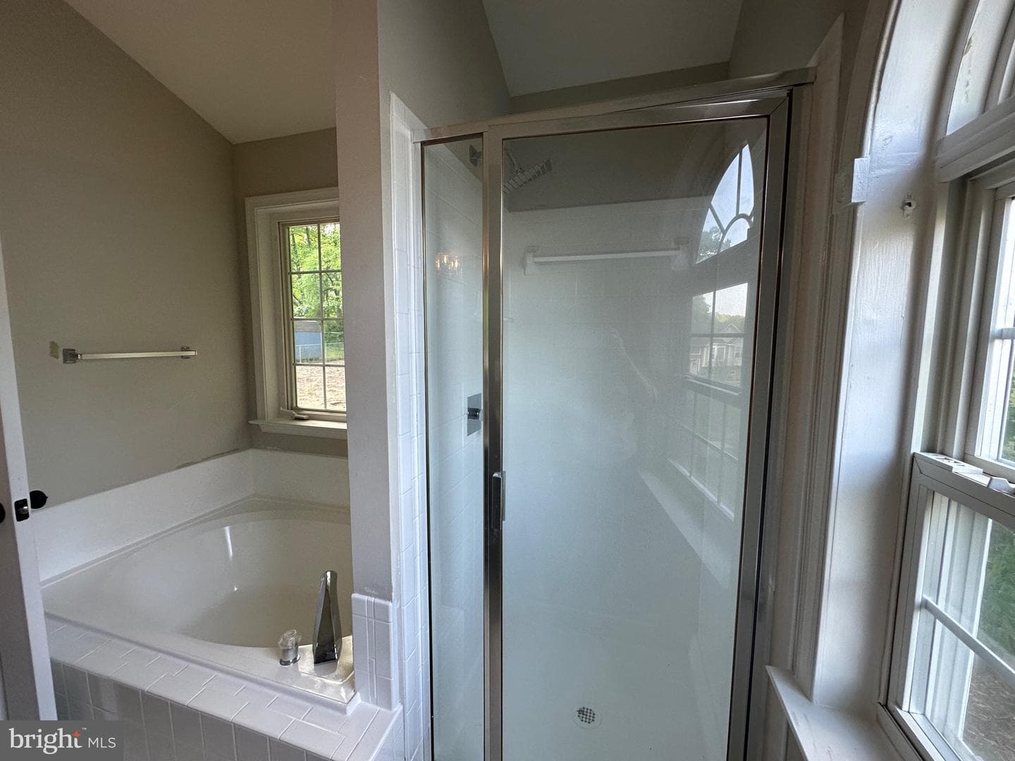 10 Myrtle Road photo 23