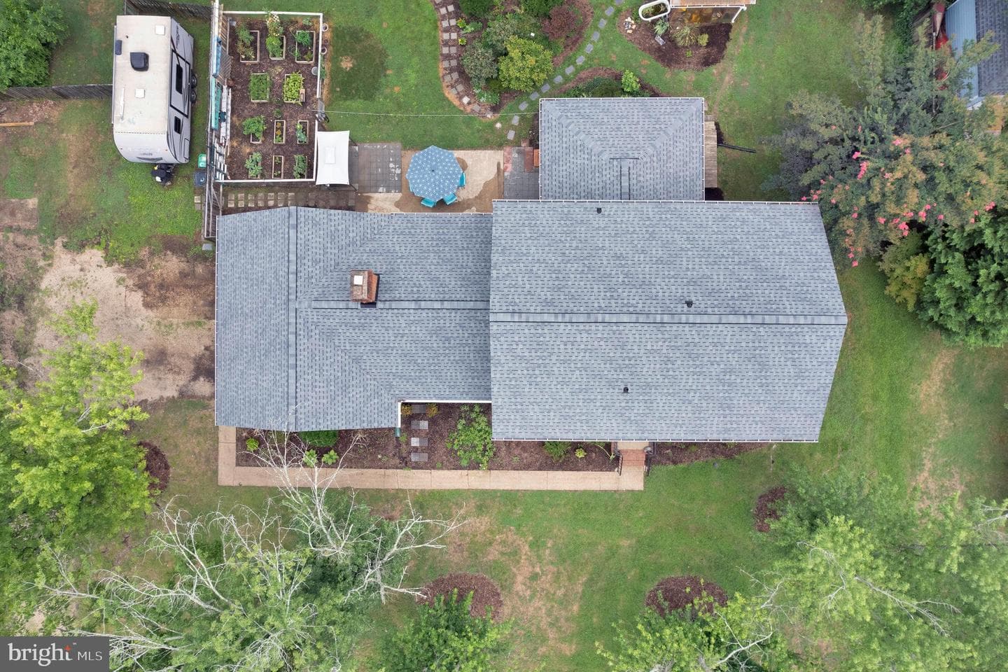 708 Lendall Lane photo 38