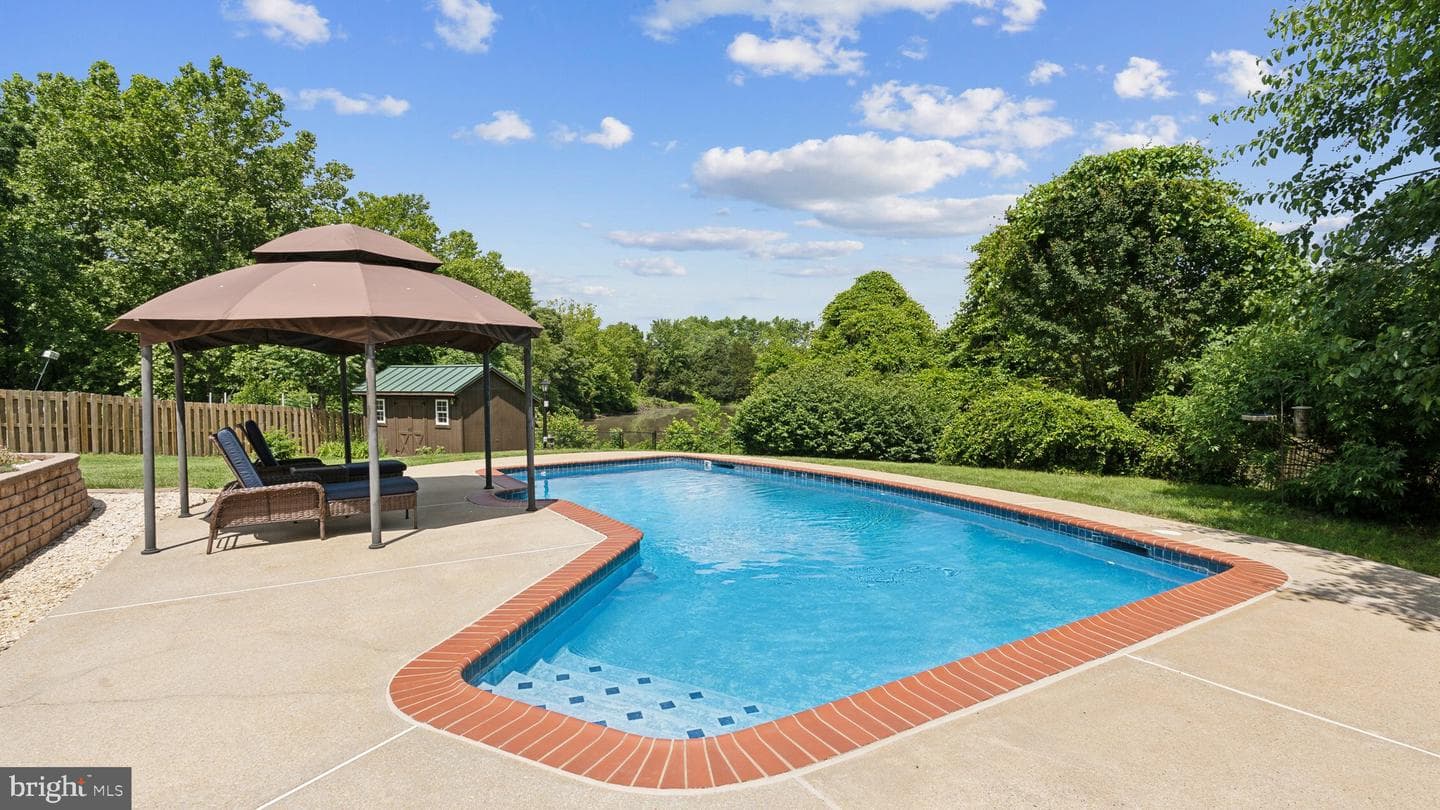 121 Choptank Road photo 2