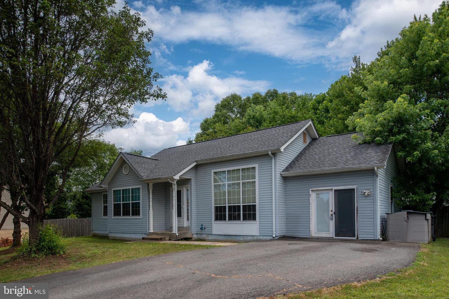5 Renwick Court photo 34