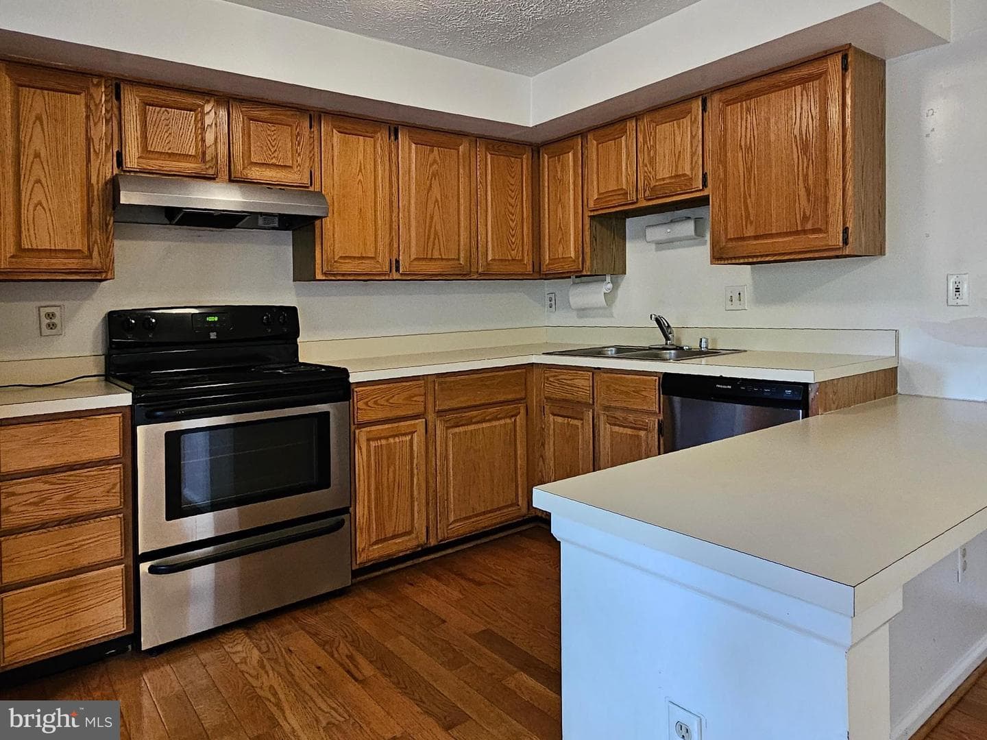 206 Ridgecrest Court photo 10