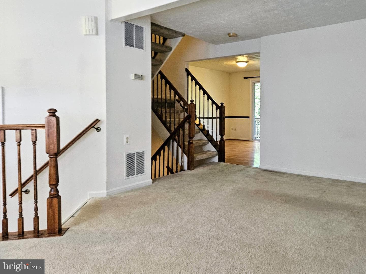 206 Ridgecrest Court photo 4