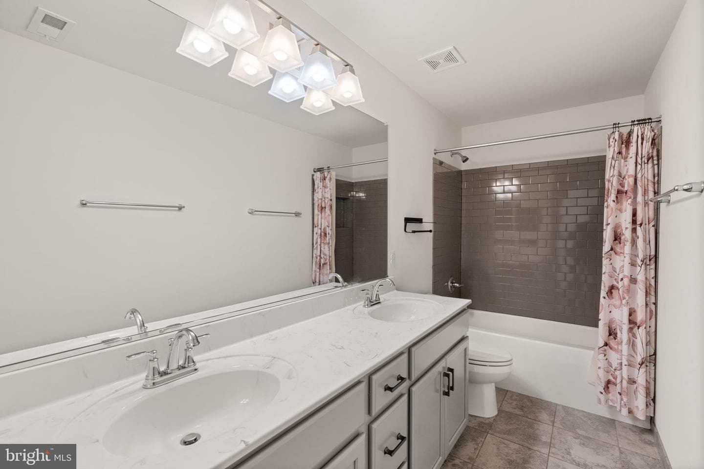 118 Seth Drive photo 52