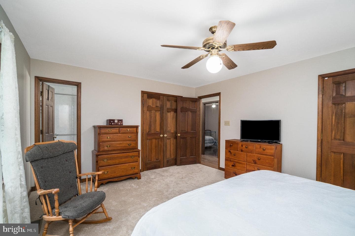 134 Hamlin Drive photo 20