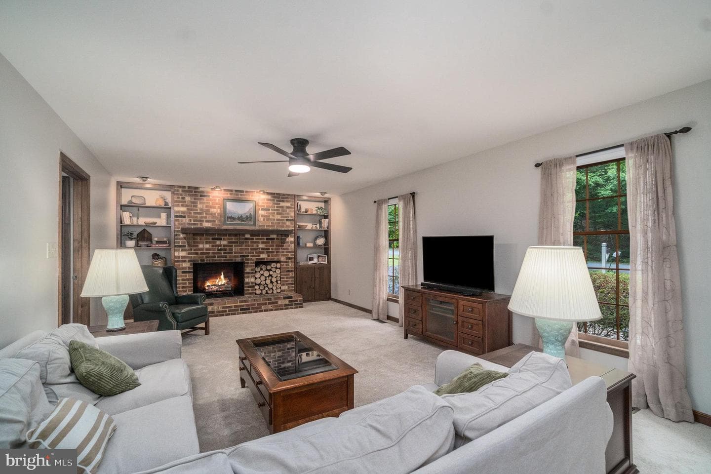 134 Hamlin Drive photo 4